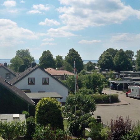 Reichert Elzbieta Pelzerhaken Buitenkant foto