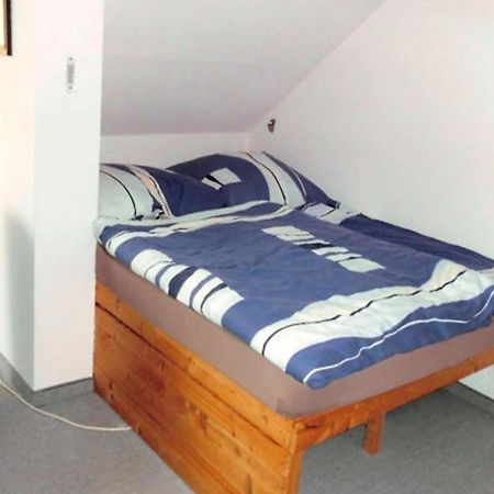 Reichert Elzbieta Pelzerhaken Buitenkant foto